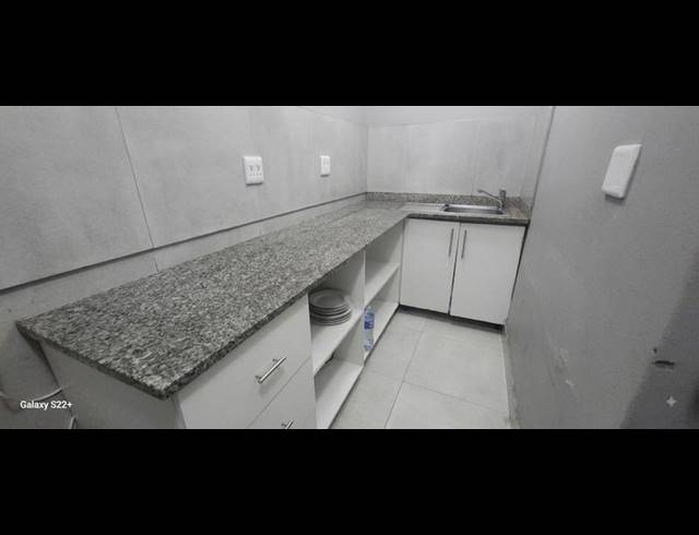 1 BEDROOM PROPERTY TO RENT IN DURBAN NORTH